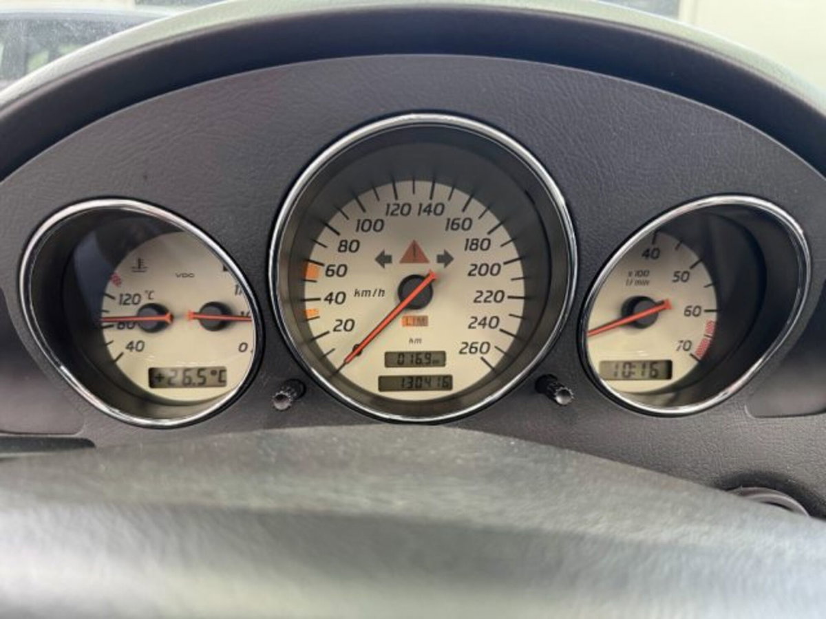 Mercedes-Benz SLK 200 cat (14)