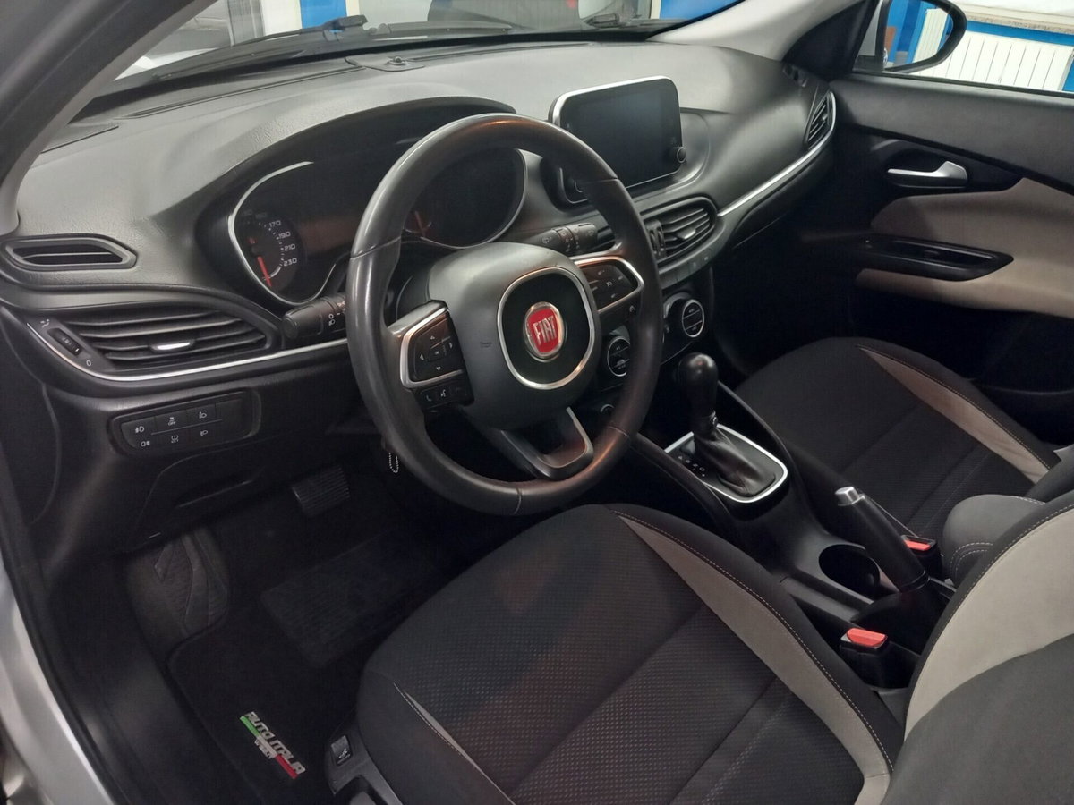 Fiat Tipo Station Wagon Tipo 1.6 Mjt S&S DCT SW Easy (9)