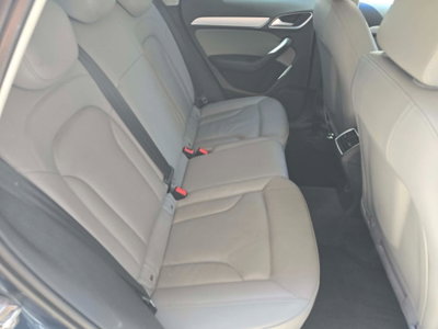 Audi Q3 2.0 TDI 120 CV S tronic Sport (11)