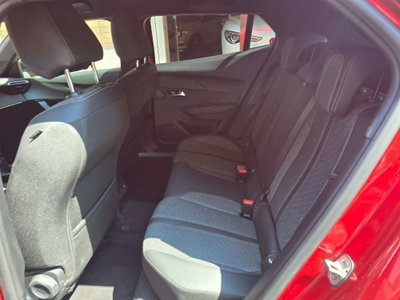 Peugeot 2008 1.2 turbo Allure 100cv (10)