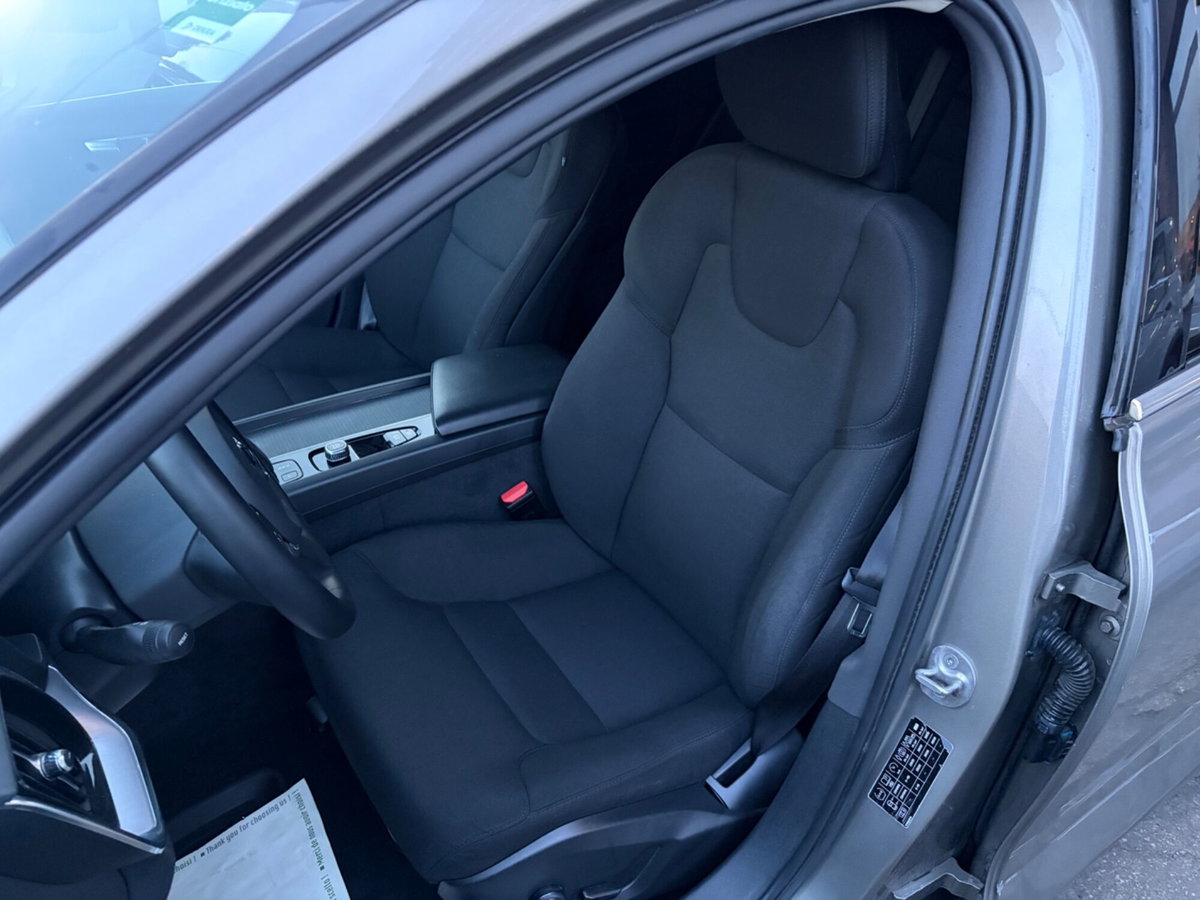 Volvo V60 B4 Geartronic Momentum Business Pro (7)