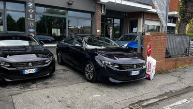 Peugeot 508 SW PureTech Turbo 180 Stop&Start EAT8 Allure Pack (2)