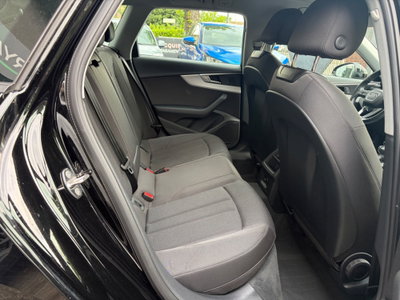 Audi A4 Avant 30 TDI/136 CV S tronic Business Advanced (10)