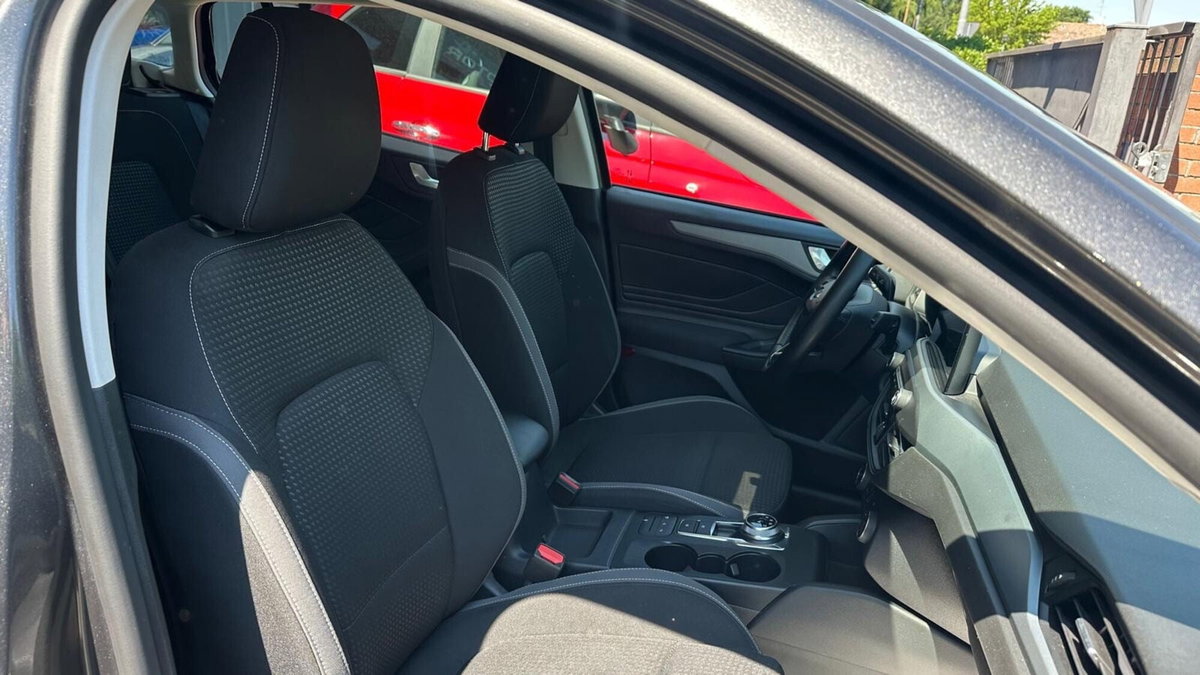 Ford Focus Station Wagon 1.5 EcoBlue 120 CV automatico SW Business (8)