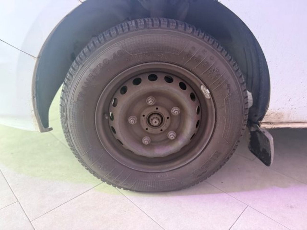 Ford Transit Custom Furgone 280 2.0 TDCi 130 PC Furgone Titanium (15)