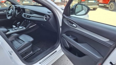 Alfa Romeo Stelvio Stelvio 2.2 Turbodiesel 210 CV AT8 Q4 Veloce (10)