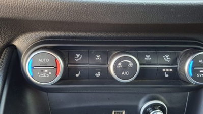 Alfa Romeo Stelvio Stelvio 2.2 Turbodiesel 210 CV AT8 Q4 Veloce (17)