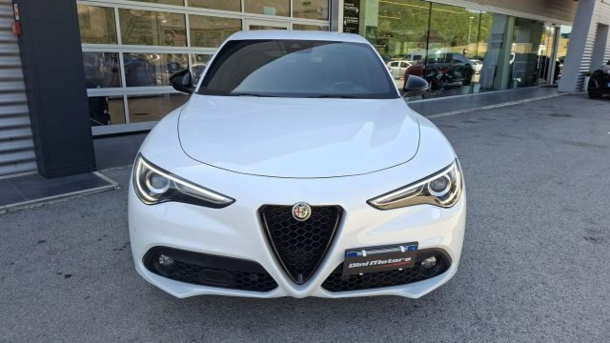 Alfa Romeo Stelvio Stelvio 2.2 Turbodiesel 210 CV AT8 Q4 Veloce (2)