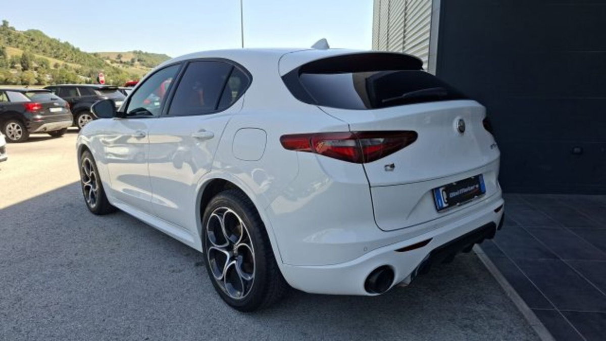 Alfa Romeo Stelvio Stelvio 2.2 Turbodiesel 210 CV AT8 Q4 Veloce (6)