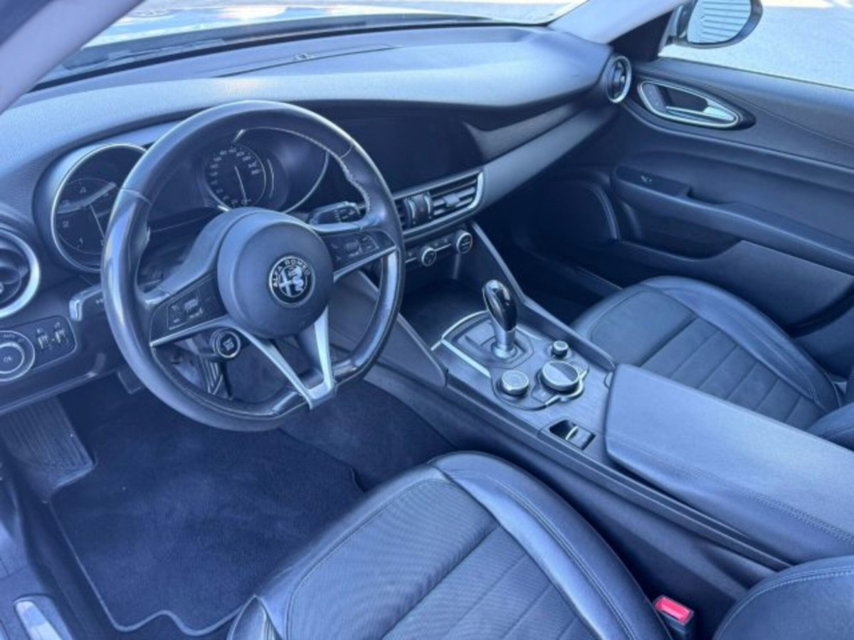 Alfa Romeo Giulia 2.2 Turbodiesel 150 CV AT8 Super (12)