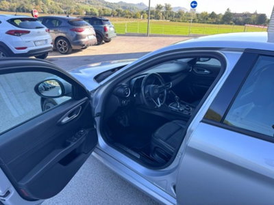 Alfa Romeo Giulia 2.2 Turbodiesel 150 CV AT8 Super (9)