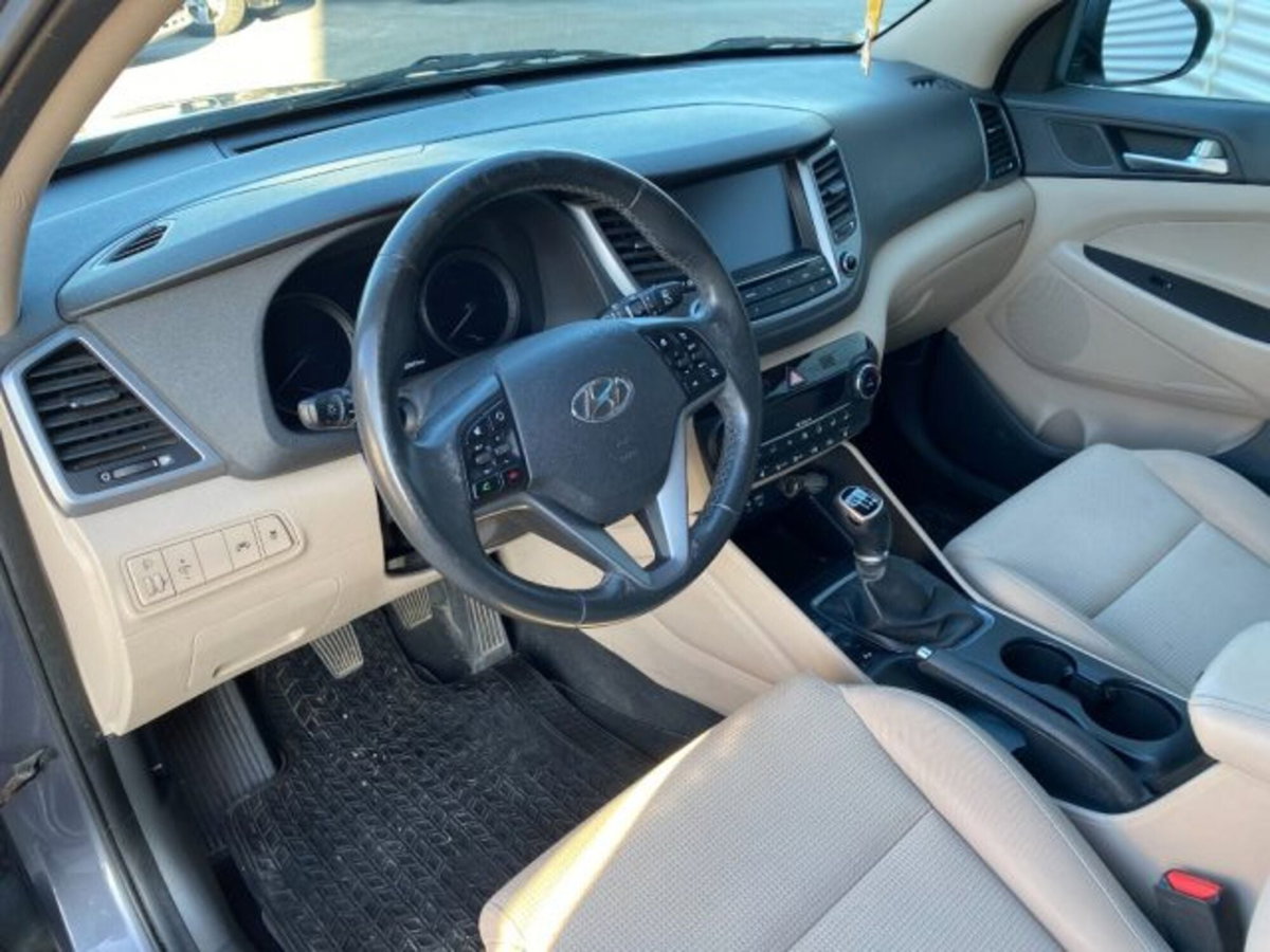 Hyundai Tucson 1.7 CRDi Classic (11)