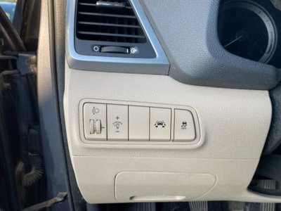 Hyundai Tucson 1.7 CRDi Classic (17)
