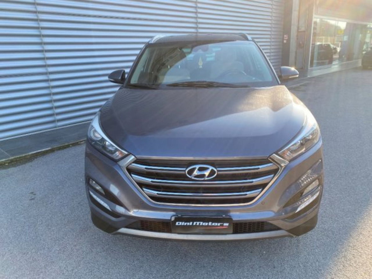 Hyundai Tucson 1.7 CRDi Classic (2)