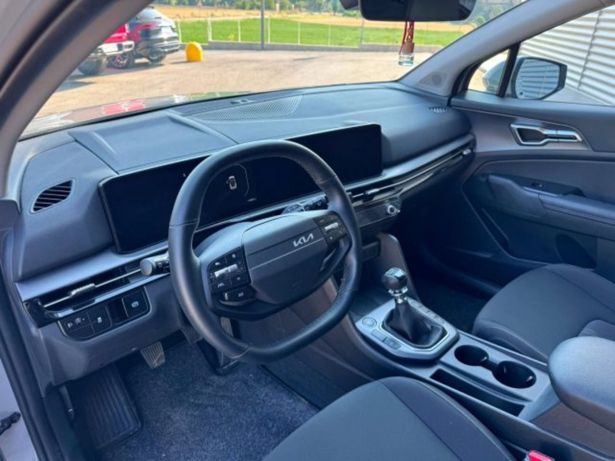Kia Sportage 1.6 crdi mhev Style dct (18)