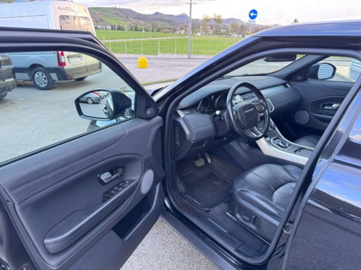 Land Rover Range Rover Evoque 2.0 TD4 180 CV 5p. Autobiography (9)