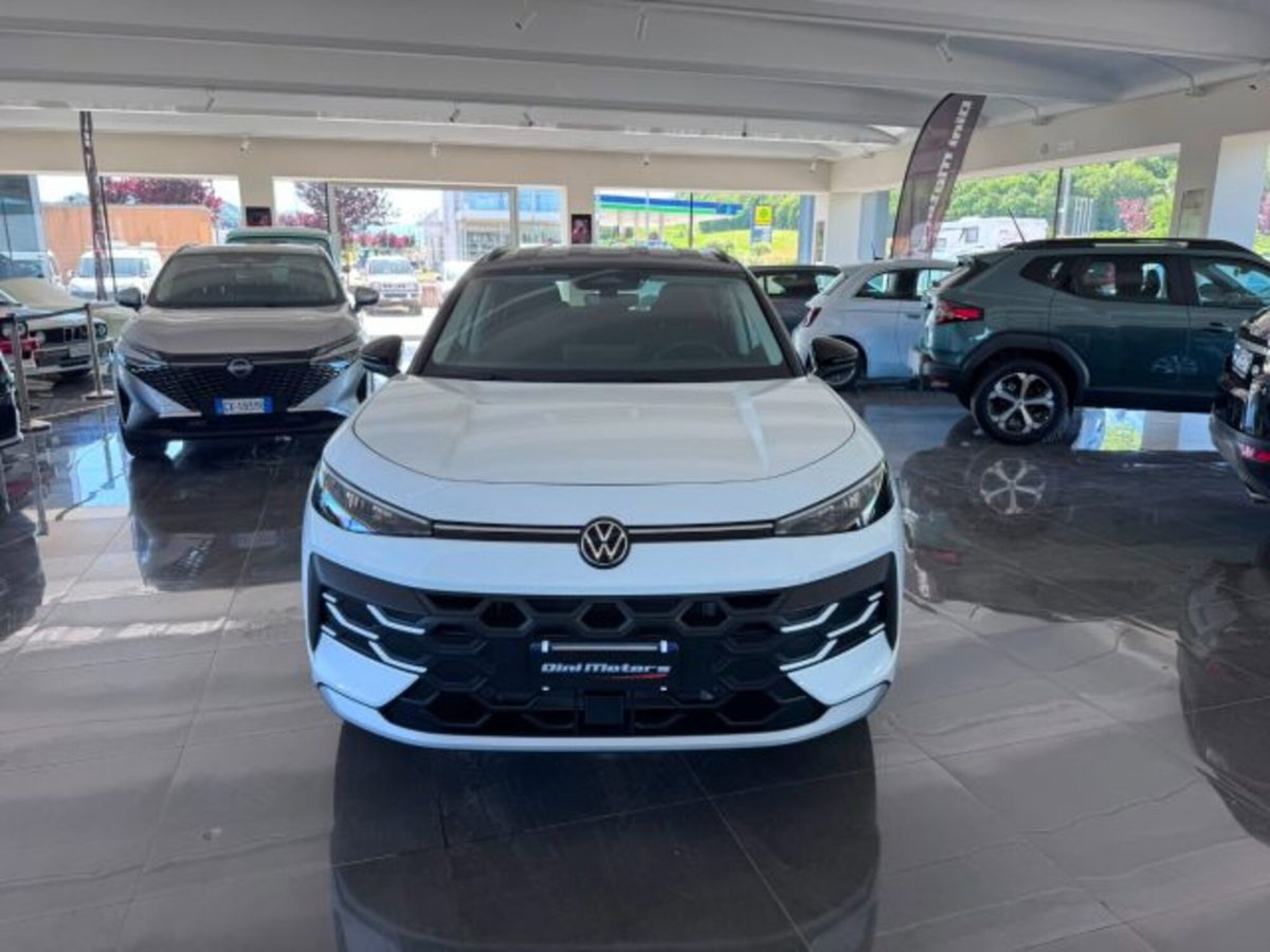 Volkswagen T-Roc 1.5 etsi Style 150cv dsg (2)
