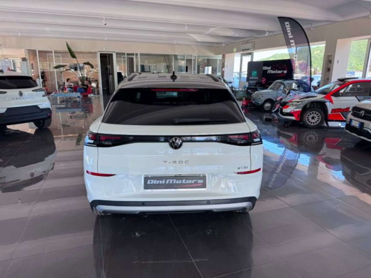 Volkswagen T-Roc 1.5 etsi Style 150cv dsg (6)