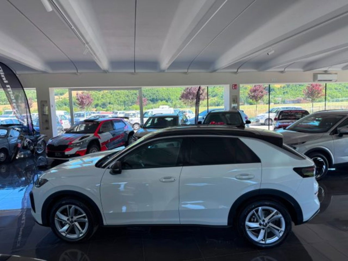 Volkswagen T-Roc 1.5 etsi Style 150cv dsg (8)