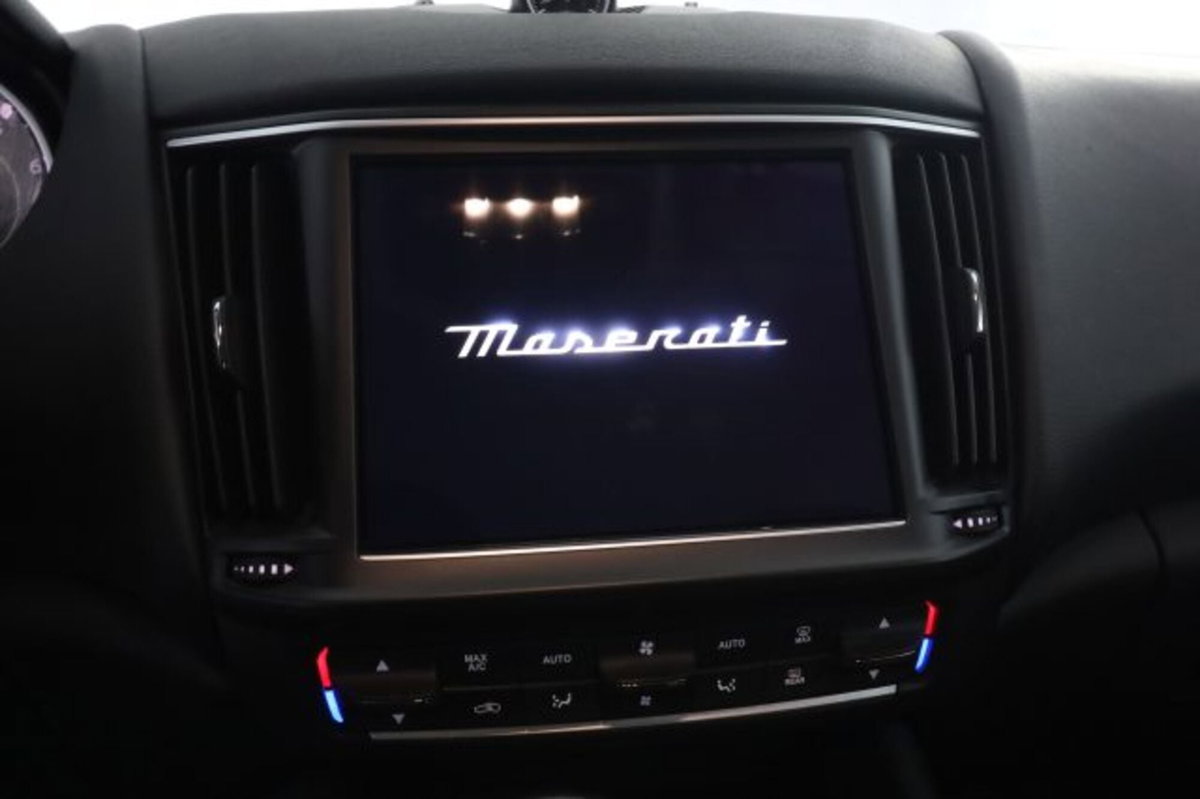 Maserati Levante Levante V6 350 CV AWD Modena (11)