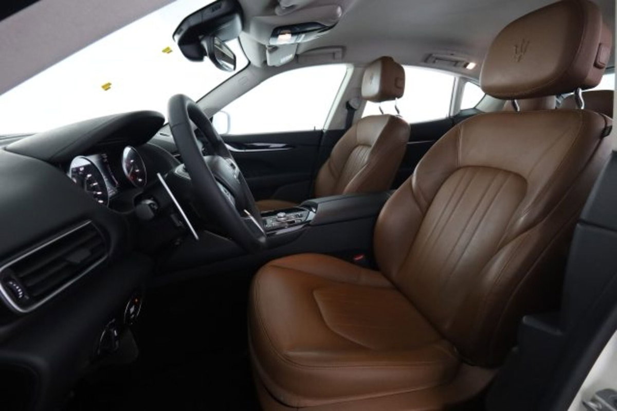 Maserati Levante Levante V6 350 CV AWD Modena (2)