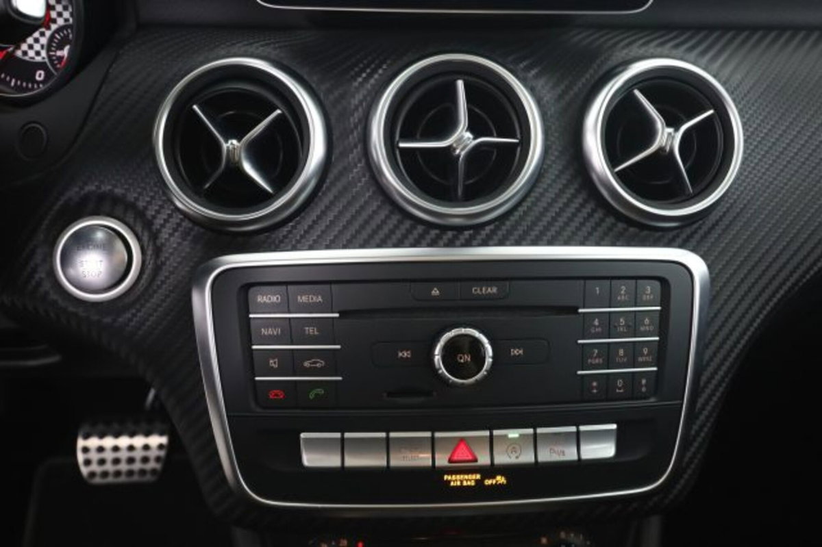 Mercedes-Benz Classe A 180 d Automatic Premium (12)