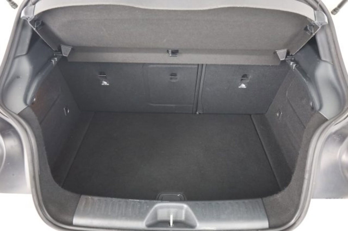 Mercedes-Benz Classe A 180 d Automatic Premium (6)
