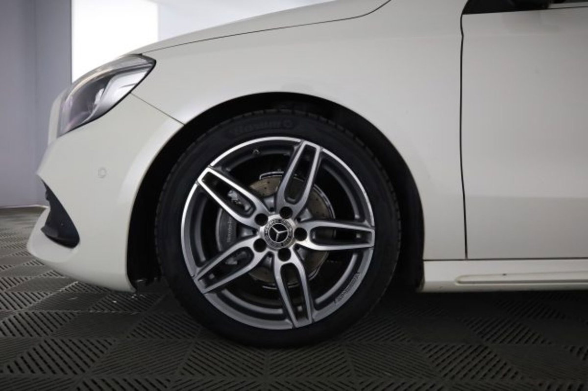 Mercedes-Benz Classe A 180 d Automatic Premium (8)