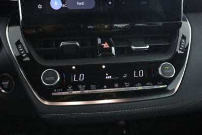 Toyota Corolla GR SPORT 1.8 Hybrid Bi-Tone (13)