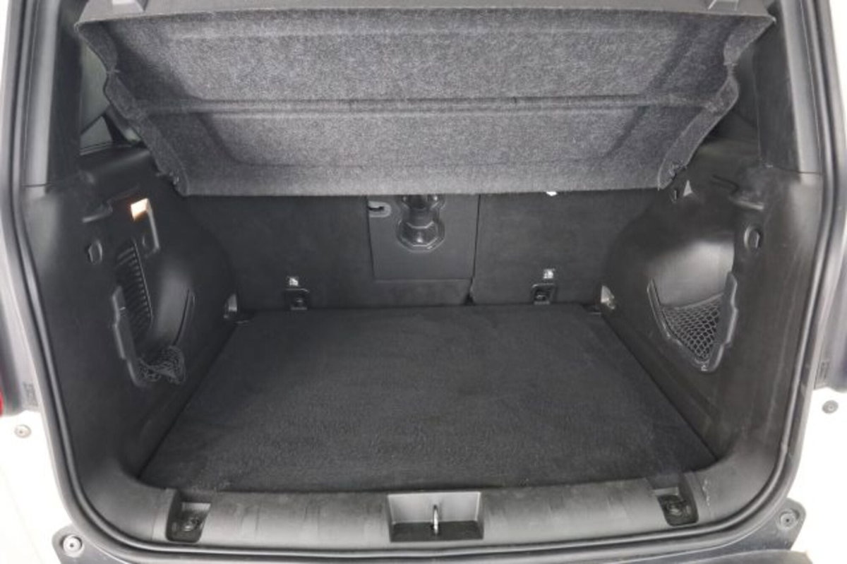Jeep Renegade 1.3 T4 DDCT Limited (6)