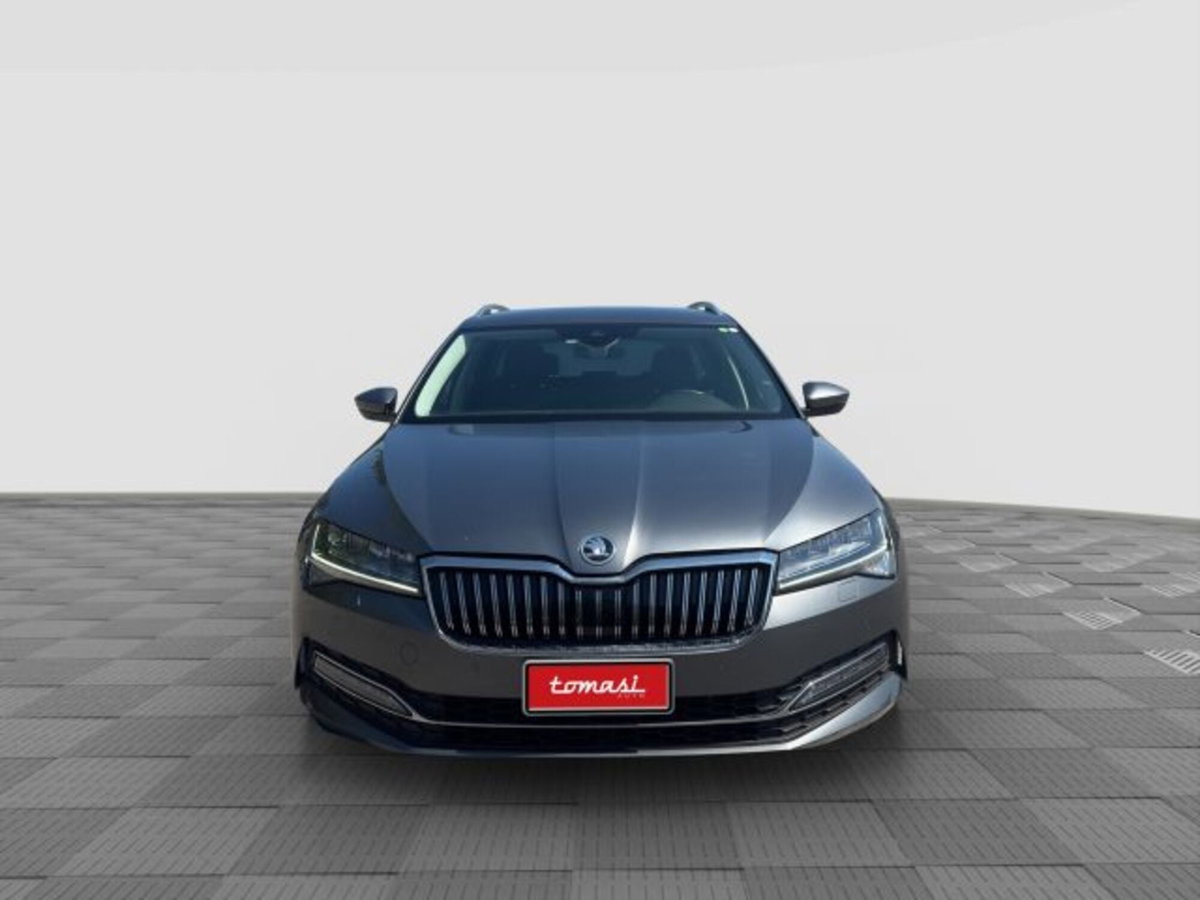 Skoda Superb Station Wagon 2.0 TDI EVO 150 CV SCR DSG Wagon Style (6)