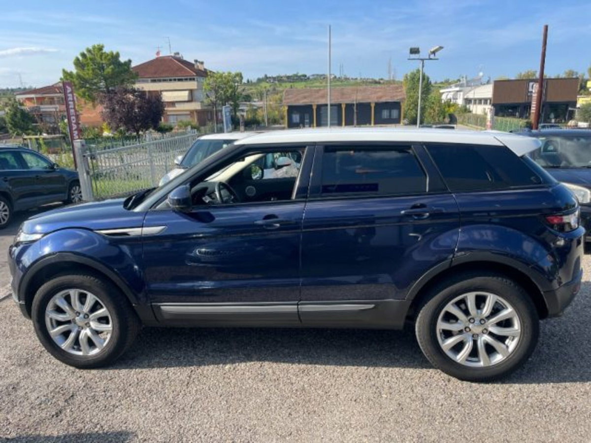 Land Rover Range Rover Evoque 2.2 Sd4 5p. Dynamic (6)