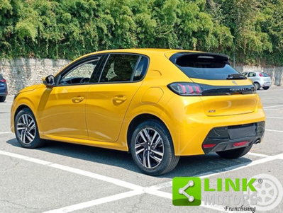 Peugeot 208 PureTech 100 Stop&Start EAT8 5 porte Allure Pack (10)