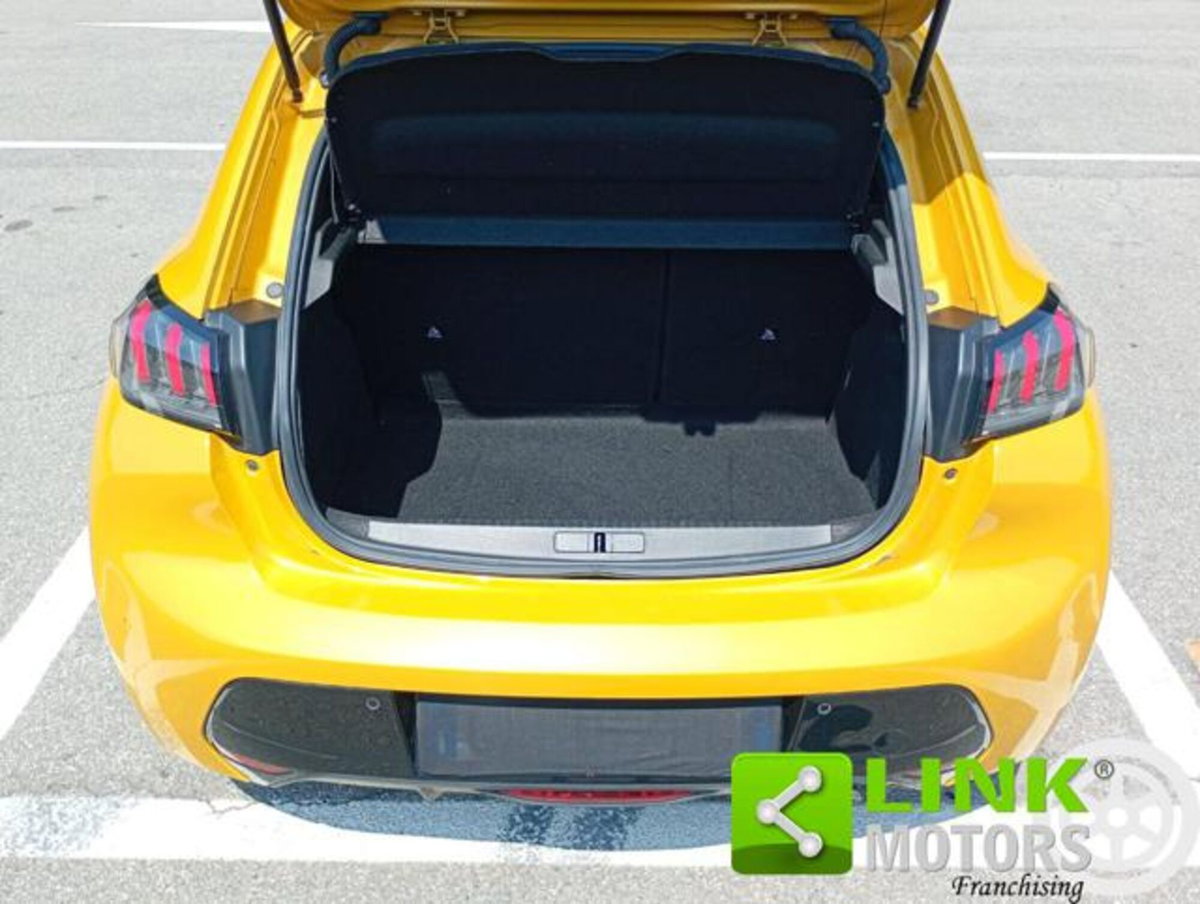 Peugeot 208 PureTech 100 Stop&Start EAT8 5 porte Allure Pack (11)