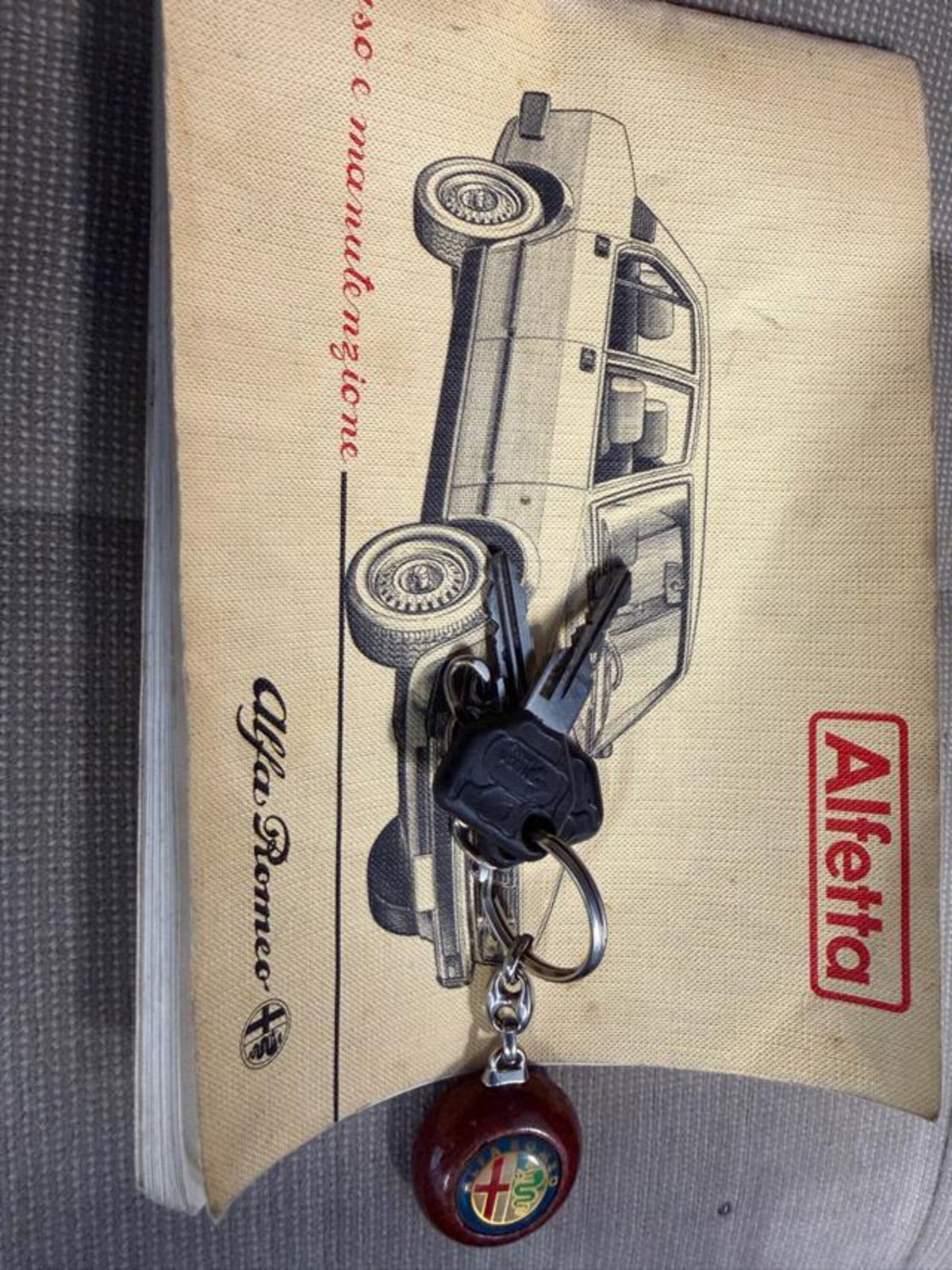 Alfa Romeo Alfetta 2.0i Quadrifoglio Oro (12)