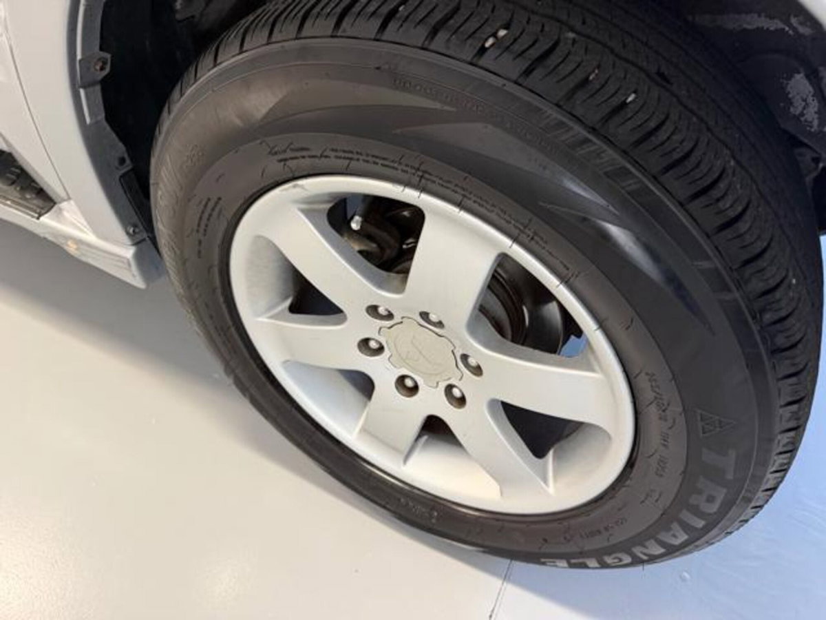 Mitsubishi Pajero 3.2 16V DI-D 3p. GLX Autocarro (4)