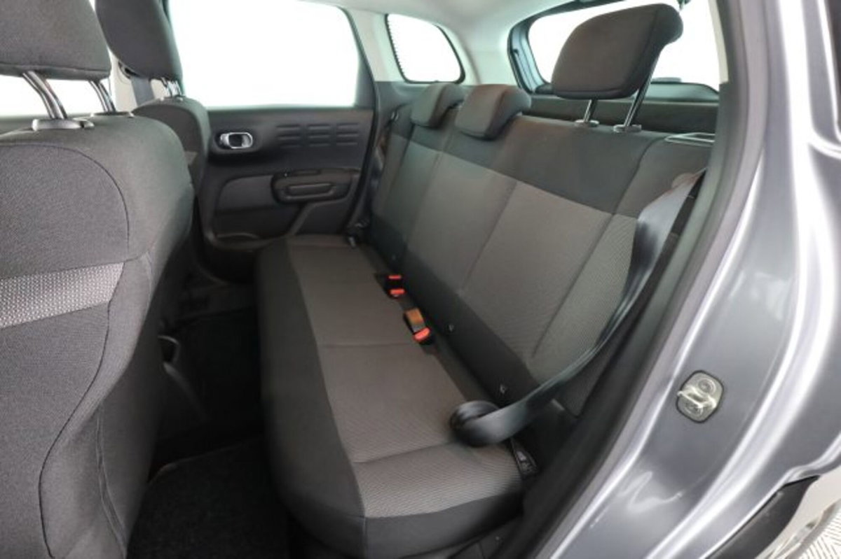 Citroen C3 Aircross BlueHDi 120 S&S EAT6 Feel (11)