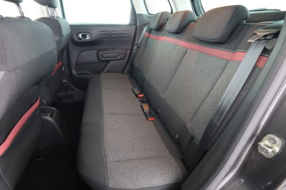 Citroen C3 Aircross BlueHDi 110 S&S Shine Pack (3)