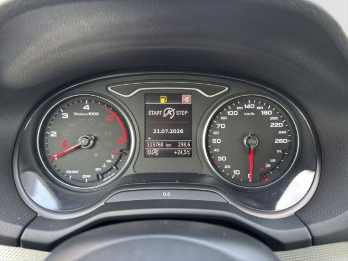 Audi Q2 Q2 2.0 TDI quattro S tronic Business (14)
