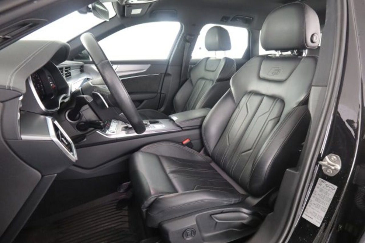 Audi A6 Avant 50 3.0 TDI quattro tiptronic (2)