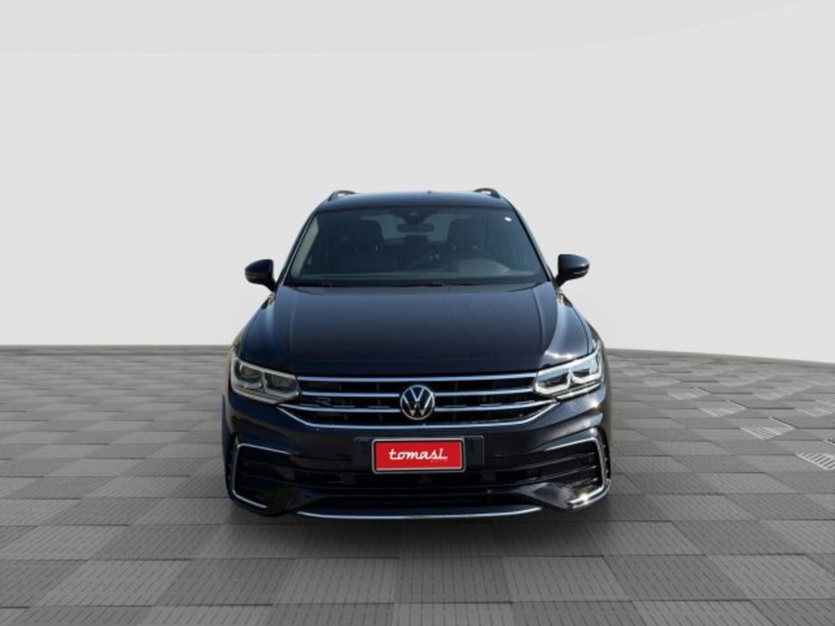 Volkswagen Tiguan 1.5 TSI 150 CV DSG ACT R-Line (8)