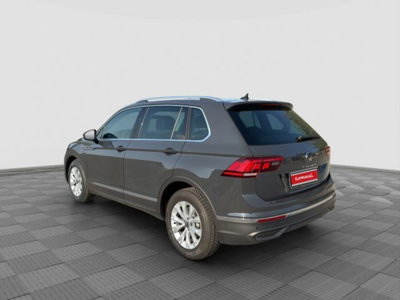 Volkswagen Tiguan 2.0 TDI 150 CV SCR DSG 4MOTION Life (3)