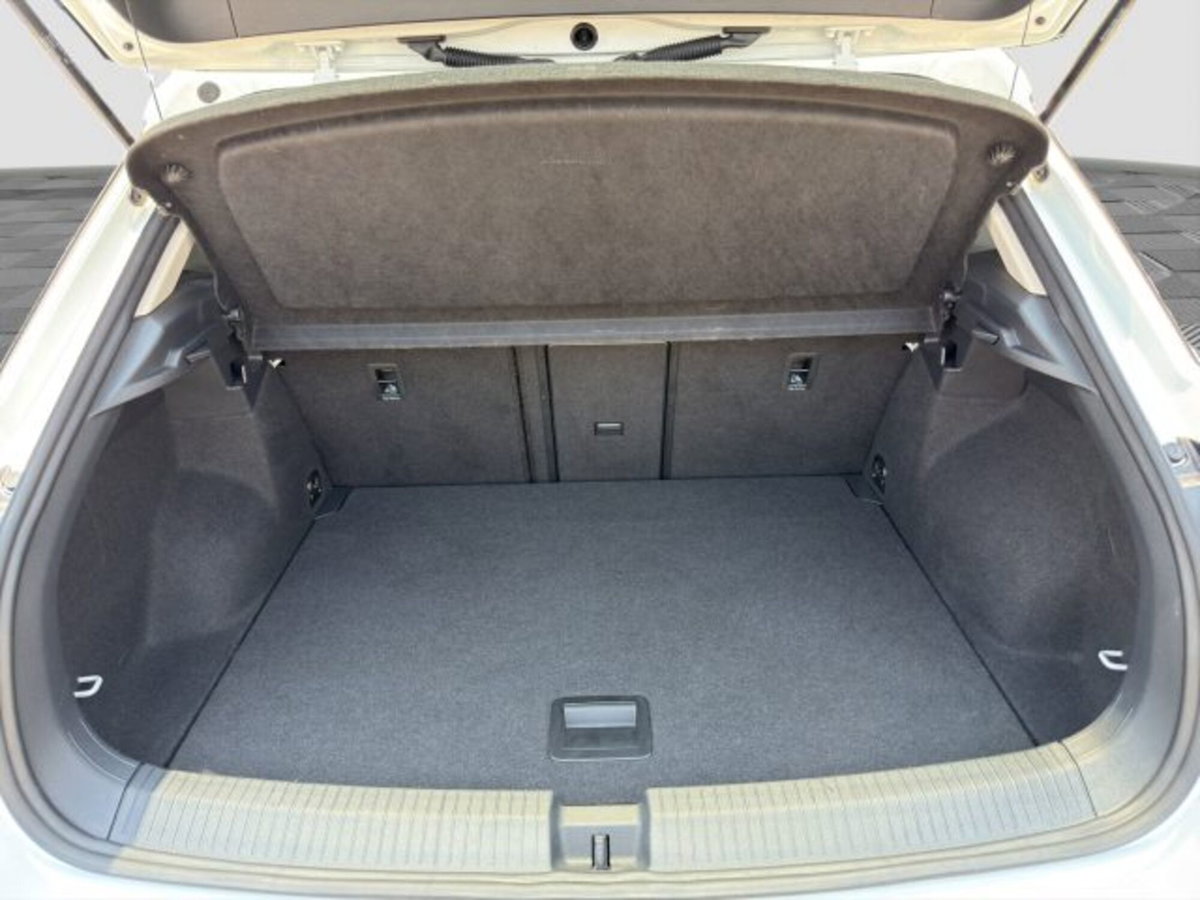 Volkswagen T-Roc 1.5 tsi Life dsg (14)