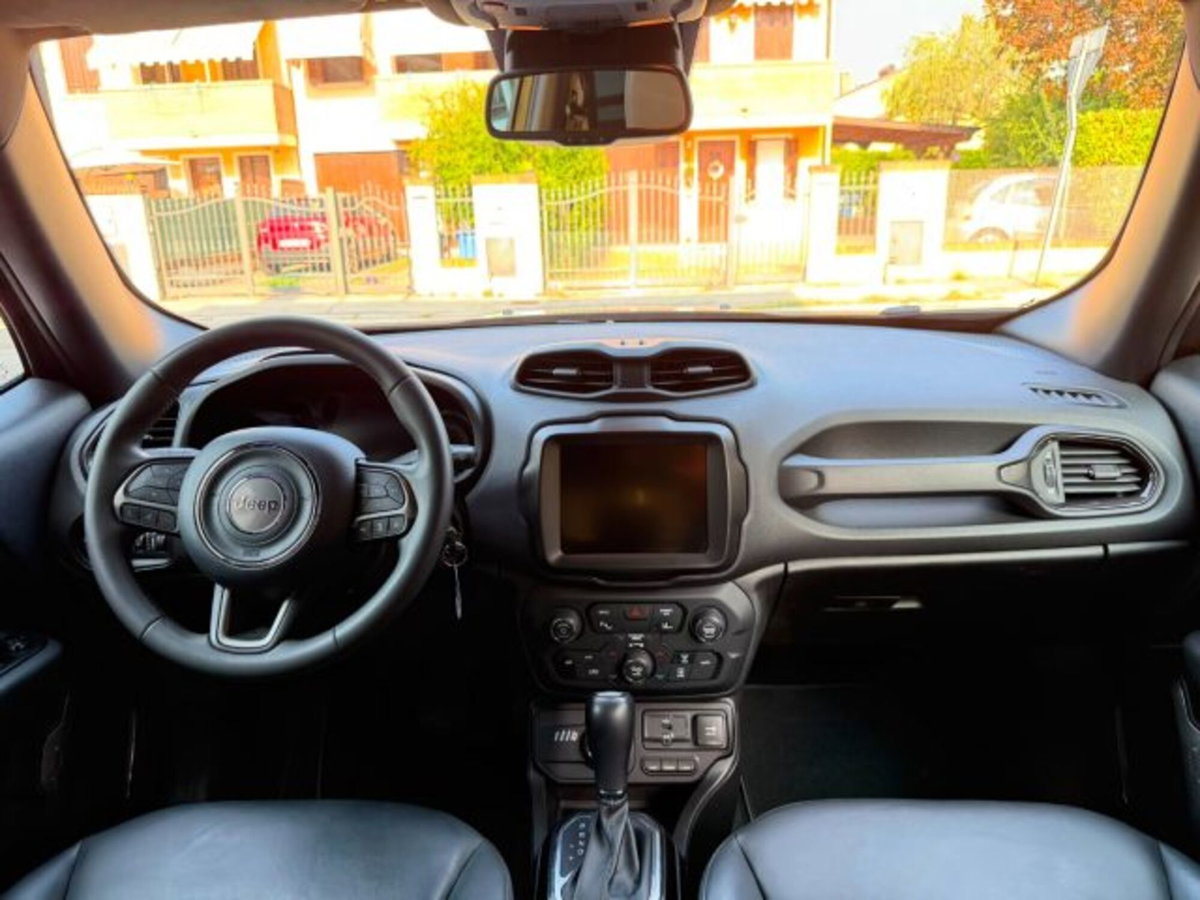 Jeep Renegade 1.3 T4 180 CV 4WD Active Drive S (10)
