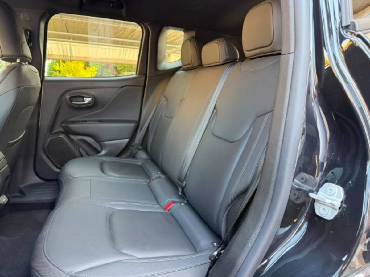 Jeep Renegade 1.3 T4 180 CV 4WD Active Drive S (12)