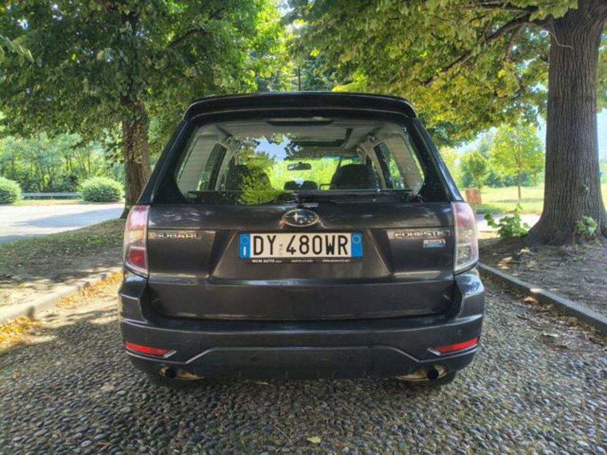 Subaru Forester 2.0D X BR (11)