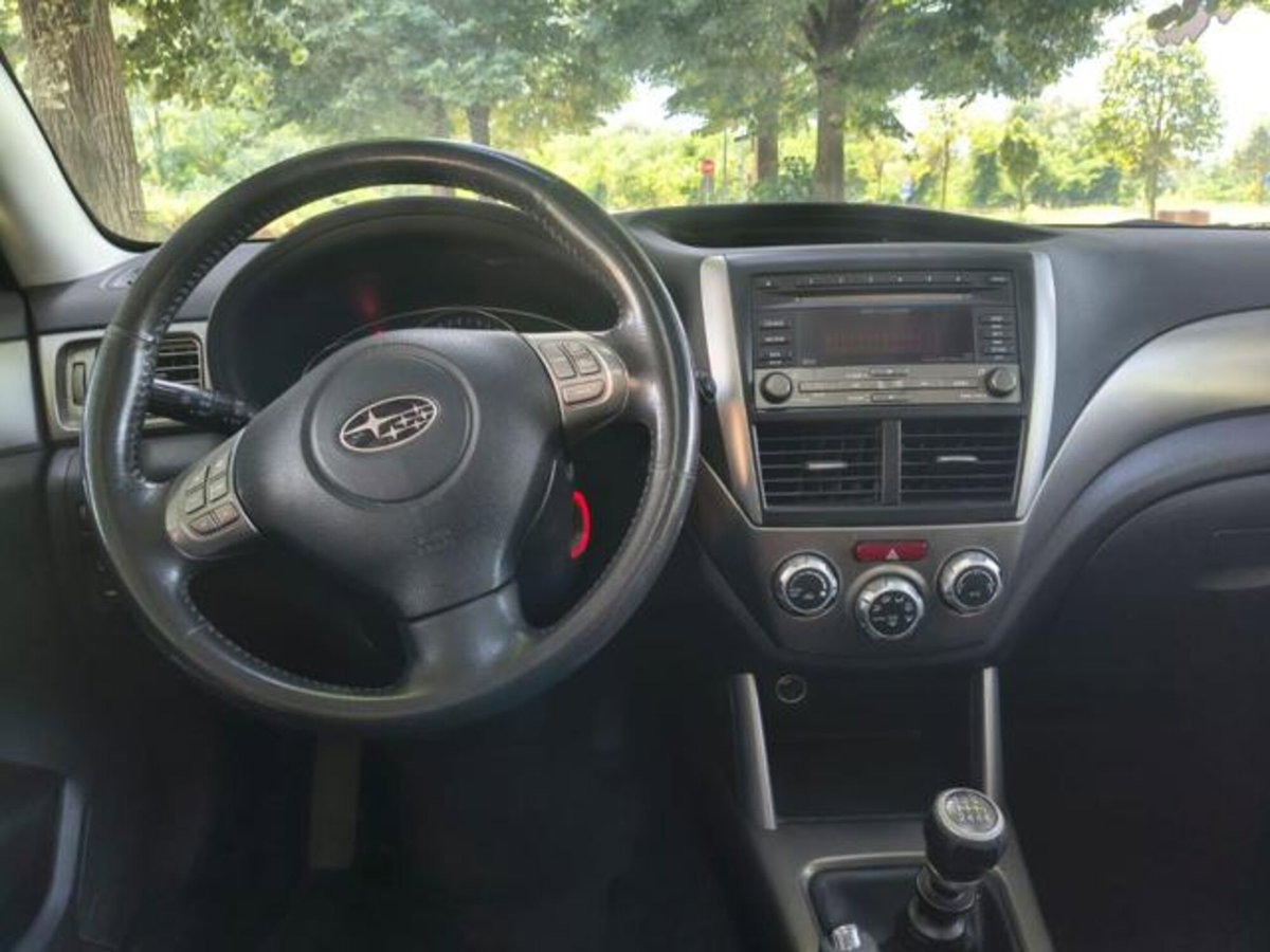 Subaru Forester 2.0D X BR (19)