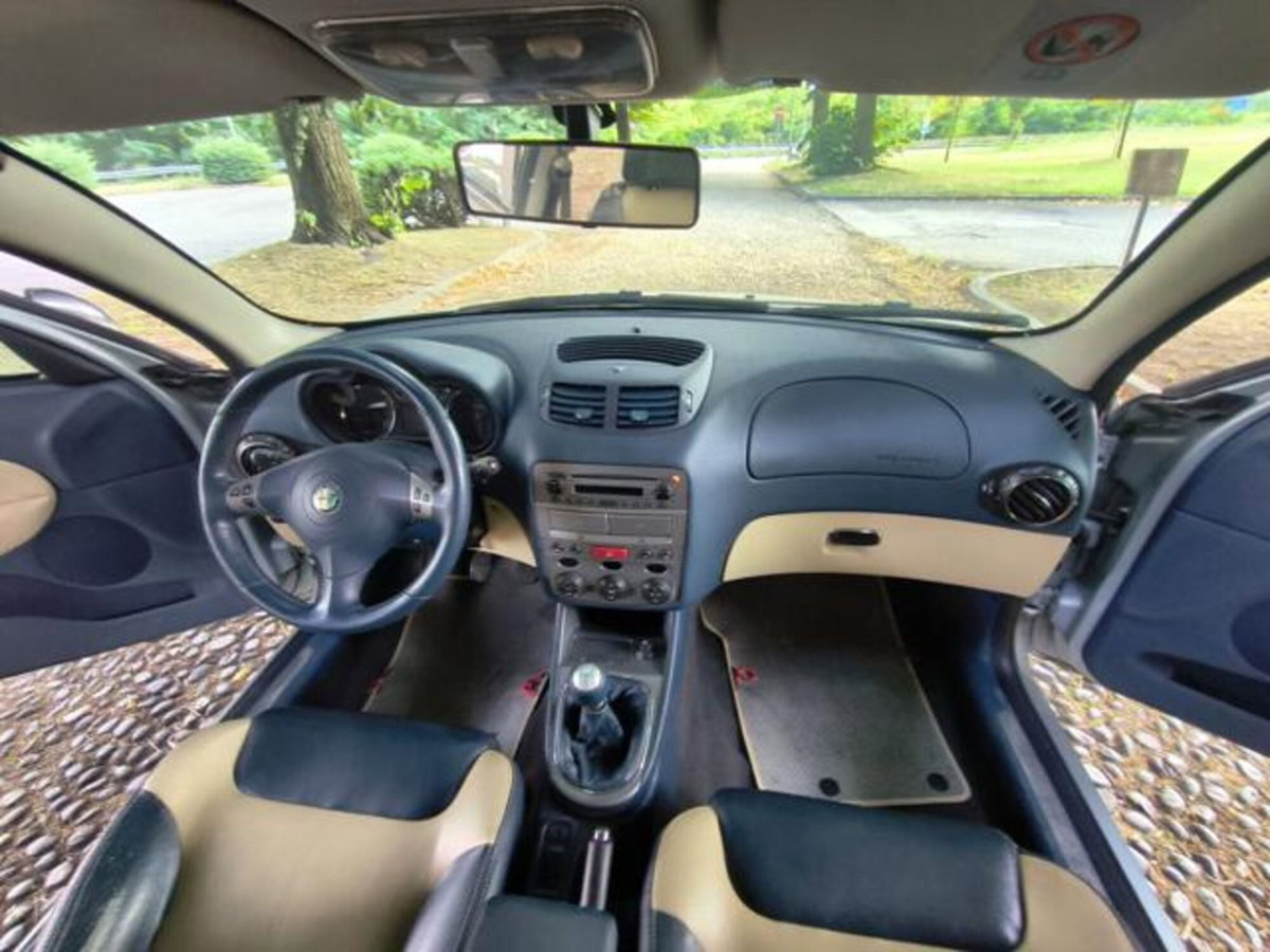 Alfa Romeo 147 1.9 JTD (120) 5 porte C'N'C (16)