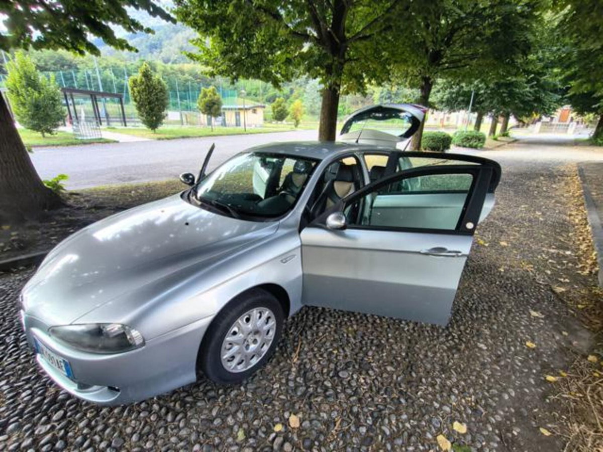 Alfa Romeo 147 1.9 JTD (120) 5 porte C'N'C (18)