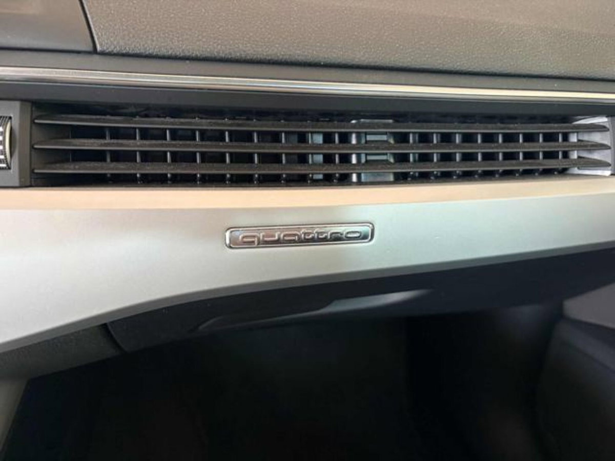 Audi A4 Avant 40 TDI quattro S tronic S line edition (11)